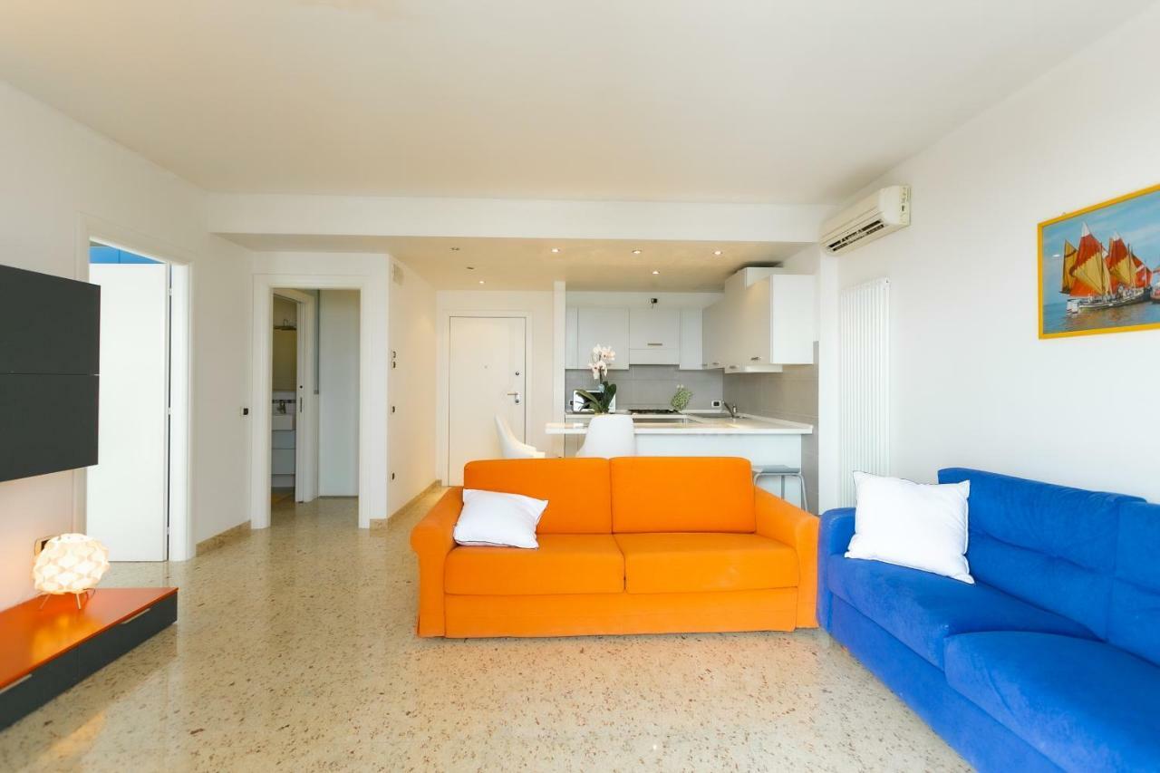 Le Murrine Frontemare Apartment Seaview Sottomarina Exterior photo